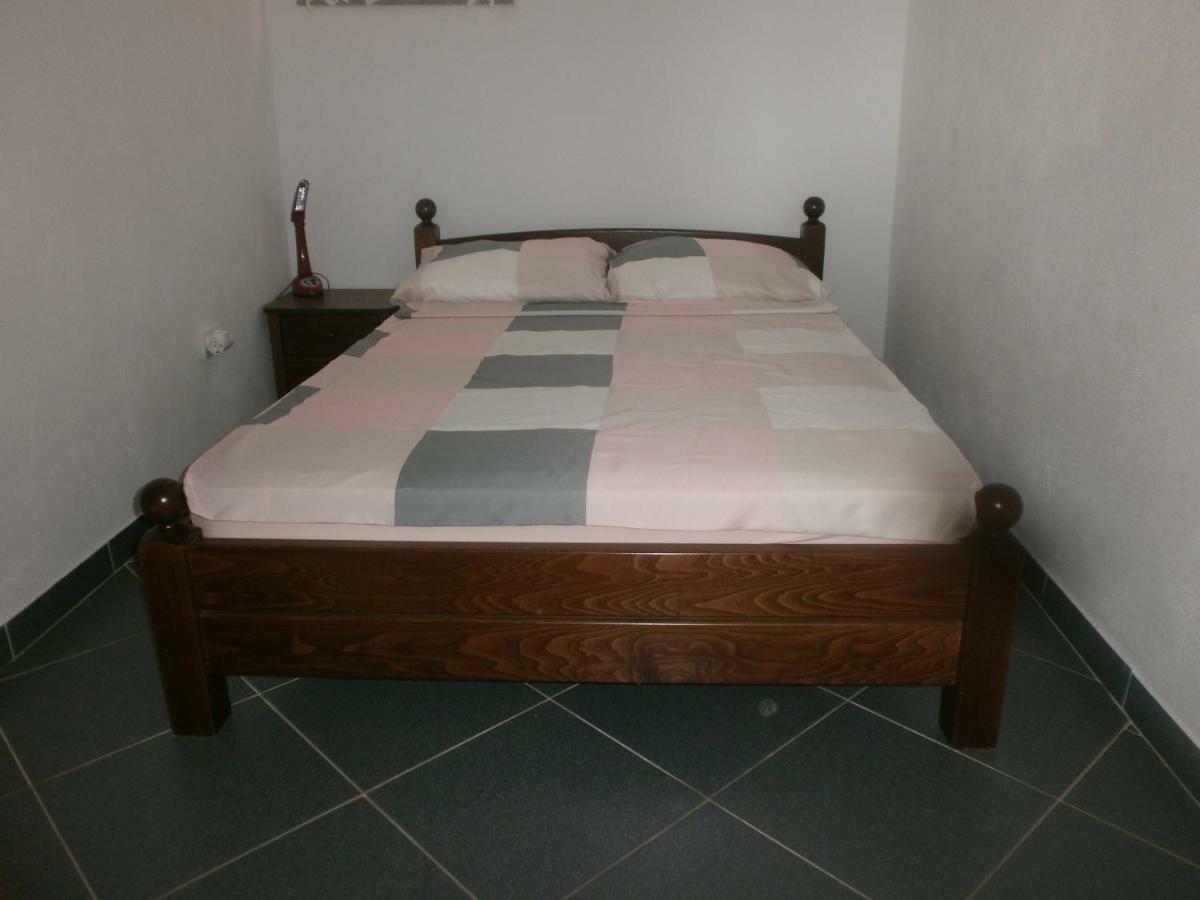 Apartmani Lastro Jesenice  Exterior photo